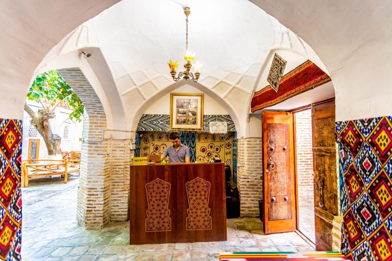 Okhun Madrasah15Th-16Th Century Hotell Buchara Exteriör bild