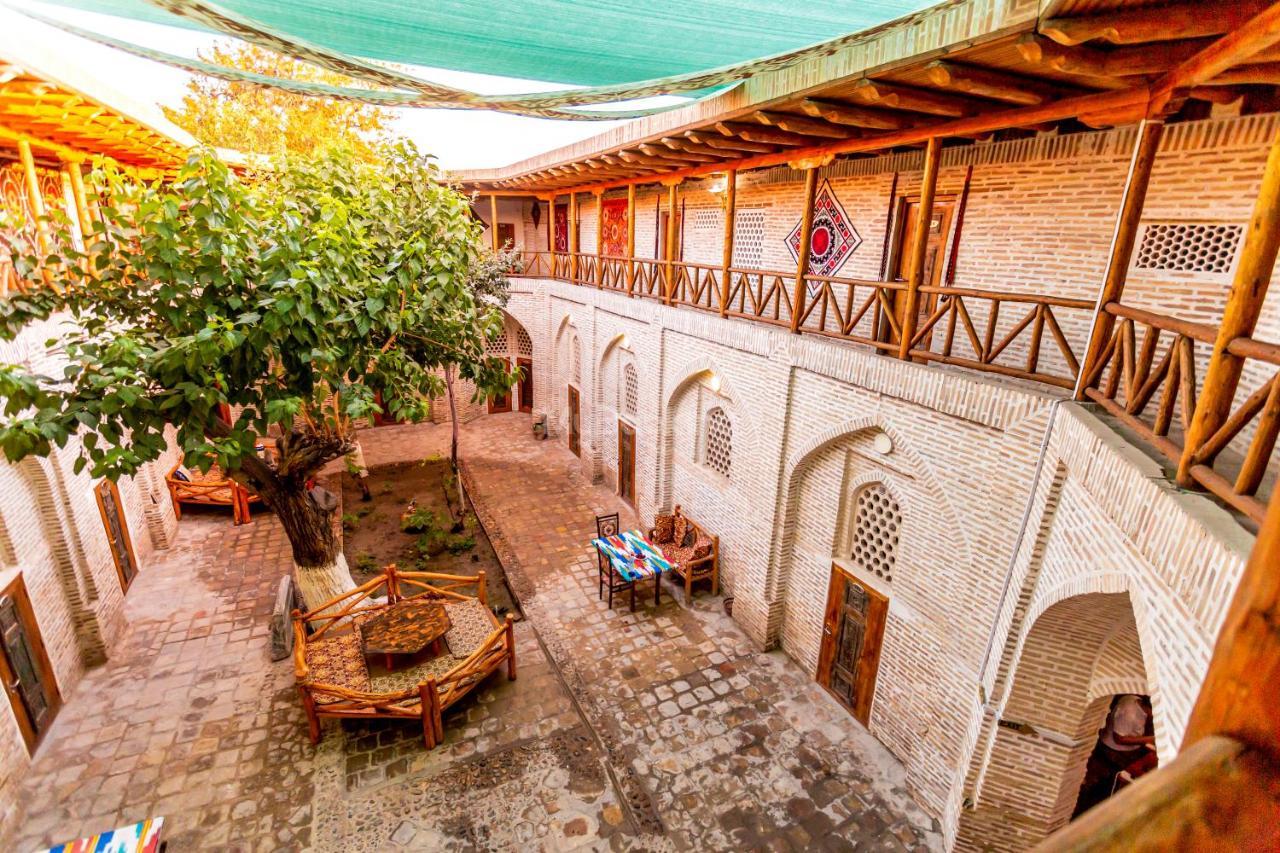 Okhun Madrasah15Th-16Th Century Hotell Buchara Exteriör bild